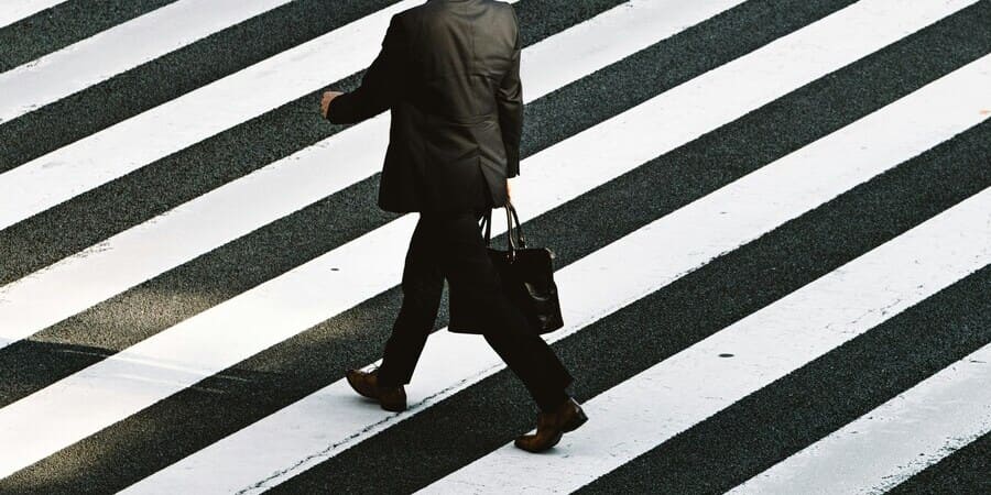 社長の営業力に頼らない。少数精鋭の製造業が売上を倍増させた仕組み